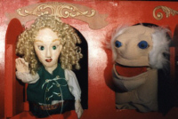 Lisa & Eddie Snickerbucket greeting us from the trap doors in the theater